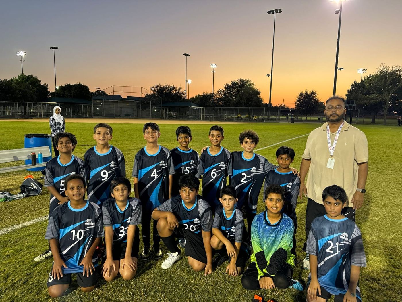 Team in custom Jaypee kit